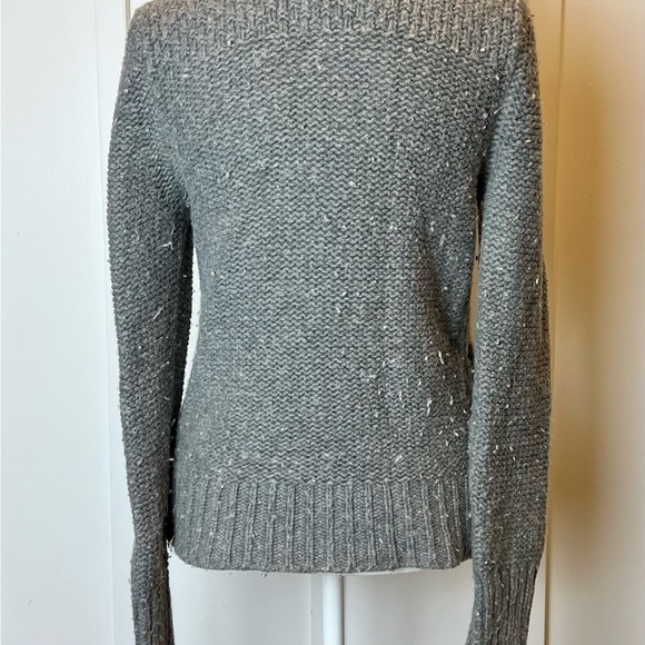 American Eagle Women’s Medium Gray Chunky Knit Button Up Sweater Cardigan Jacket - Picture 5 of 7